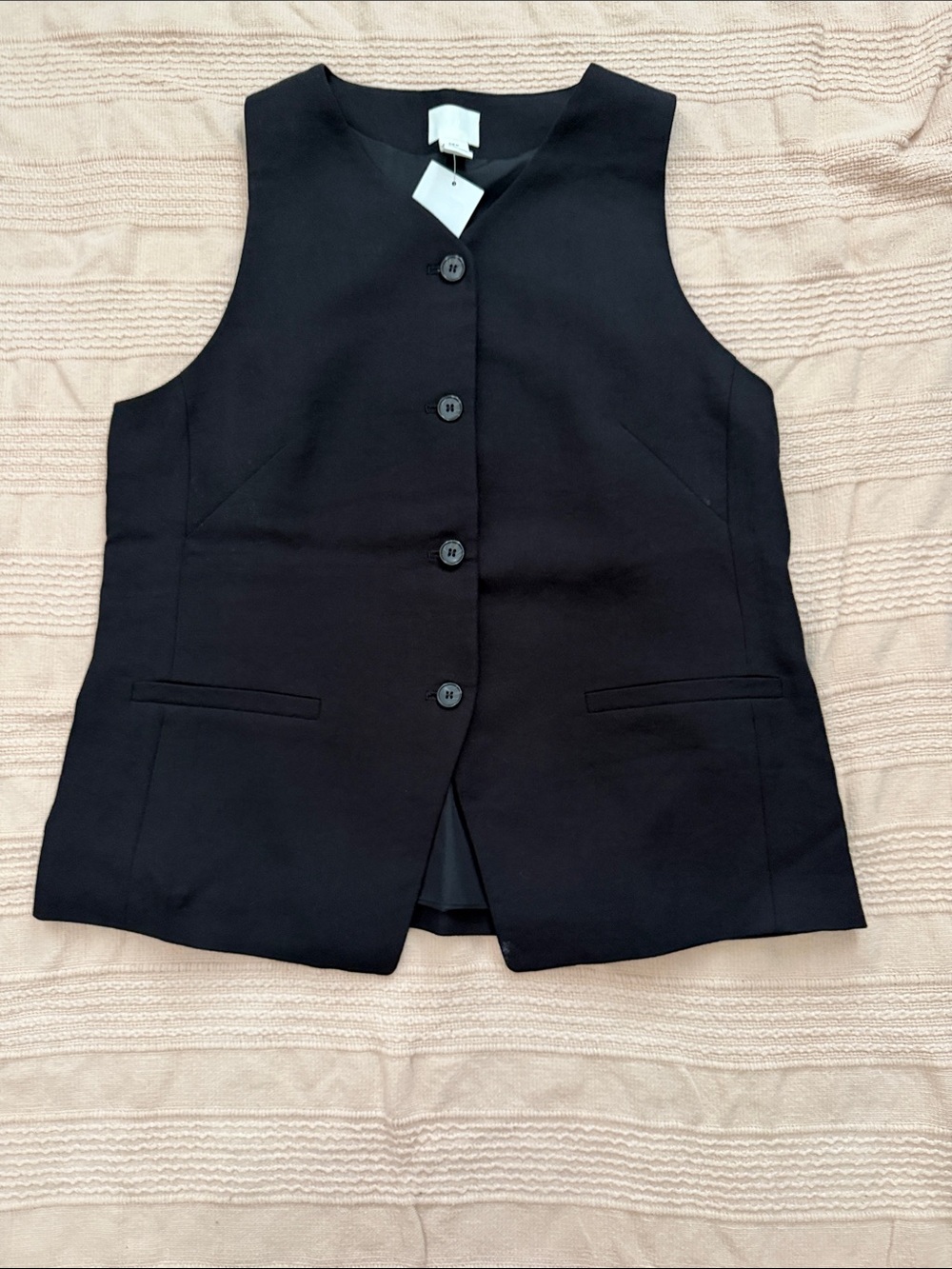 Sleeveless Black Button-Front Vest Jacket